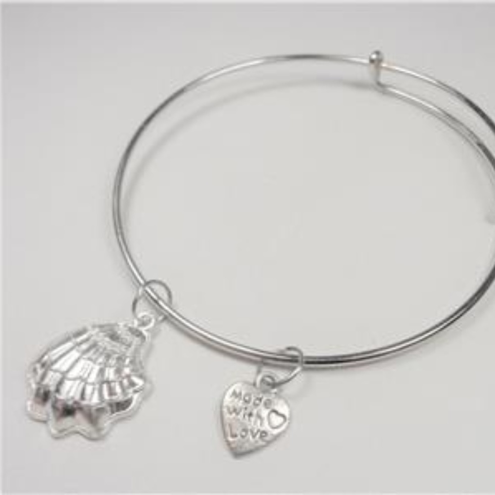 NAUTICAL SILVER TONE SEA SHELL AND HEART BRACELET - Picture 2 of 4